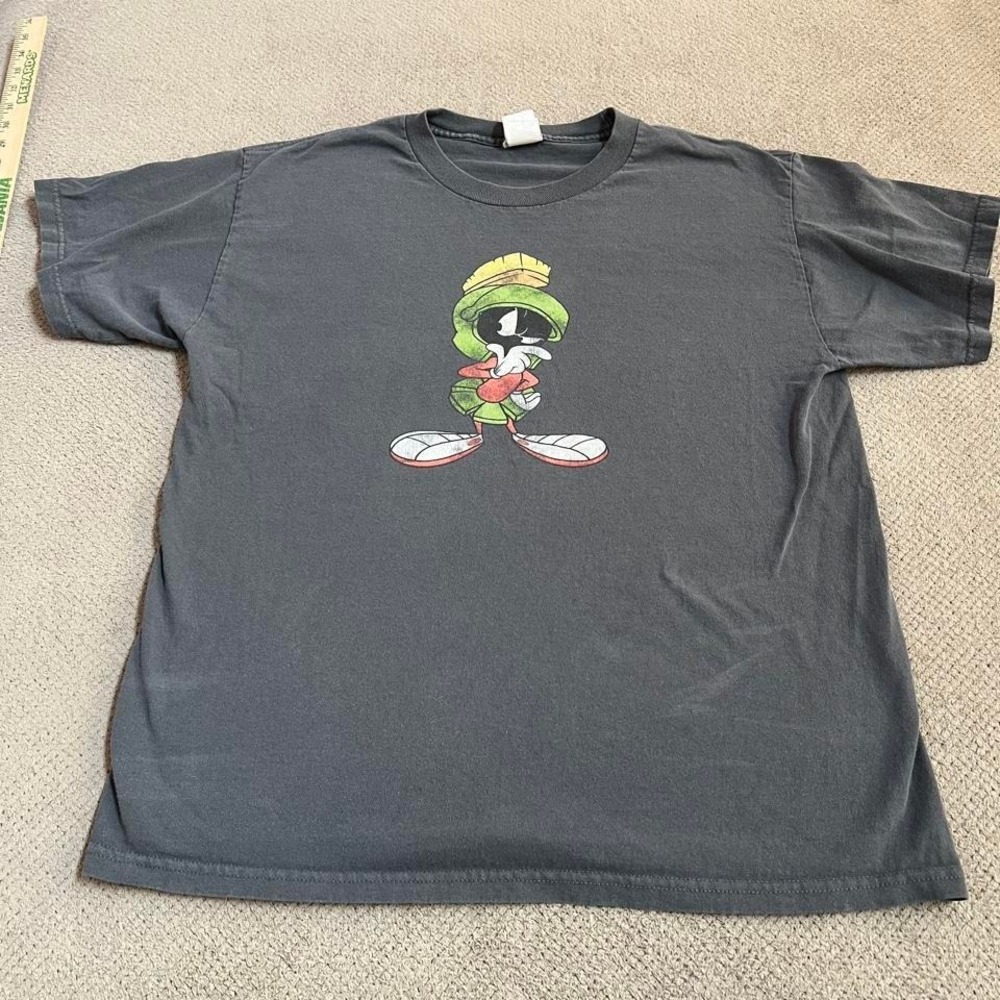 Vintage 1990s Marvin the Martian cartoon tee  Size large